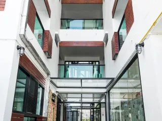 For sale 45 bed hotel in Si Racha, Chonburi