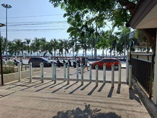 For sale 2 Beds retail Space in Pratumnak, Pattaya