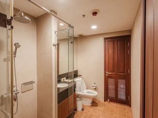 For rent 5 bed hotel in Pathum Wan, Bangkok