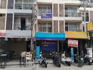 For sale 6 bed retail Space in Bang Lamung, Chonburi