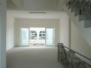 For sale retail Space in Bang Lamung, Chonburi