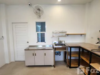 For rent retail Space in Saraphi, Chiang Mai