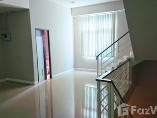 For sale 4 bed retail Space in Mueang Chiang Mai, Chiang Mai