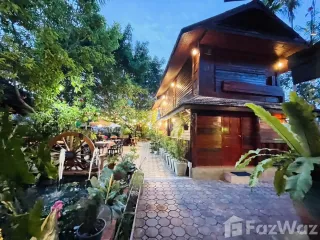 For sale 10 bed hotel in Saraphi, Chiang Mai