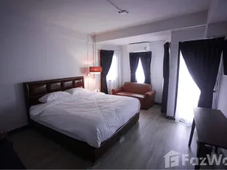 For rent 7 bed retail Space in Mueang Chiang Mai, Chiang Mai