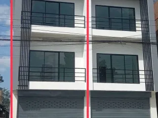 For sale 4 bed retail Space in Hang Dong, Chiang Mai