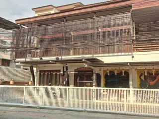 For sale 20 bed hotel in Mueang Chiang Mai, Chiang Mai