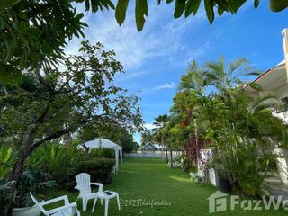 For sale 20 bed hotel in Mueang Prachuap Khiri Khan, Prachuap Khiri Khan