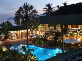 For sale 14 bed hotel in Pran Buri, Prachuap Khiri Khan