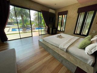 For sale hotel in Pran Buri, Prachuap Khiri Khan