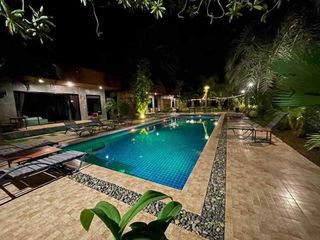For sale hotel in Pran Buri, Prachuap Khiri Khan
