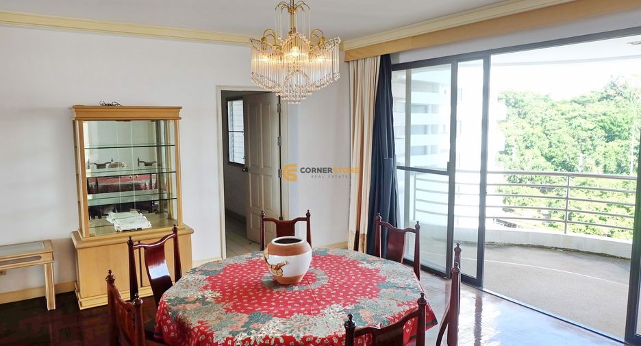 À vendre 3 chambres condo à Pratumnak, Pattaya