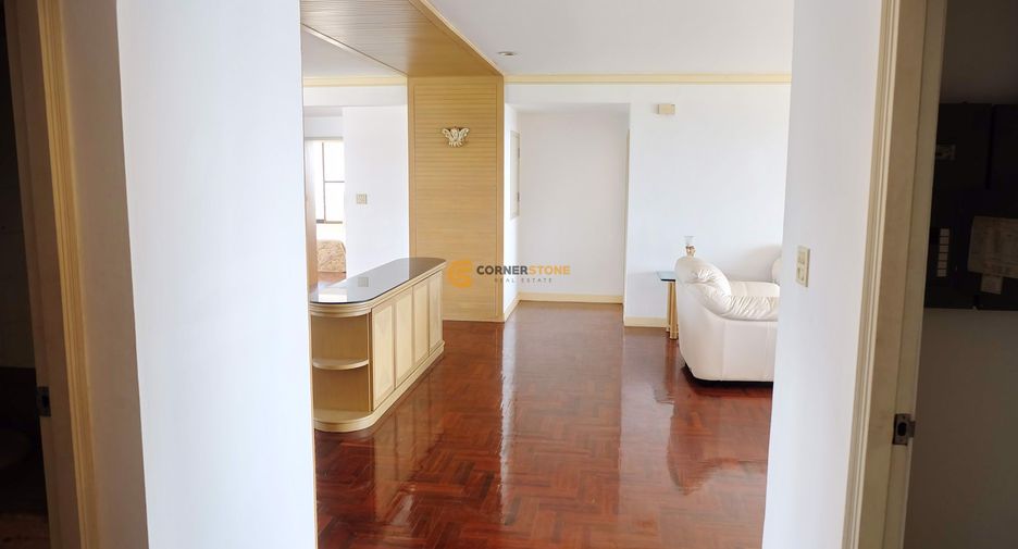 À vendre 3 chambres condo à Pratumnak, Pattaya