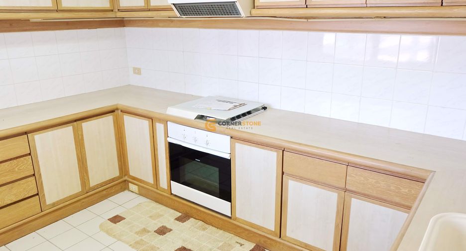 À vendre 3 chambres condo à Pratumnak, Pattaya