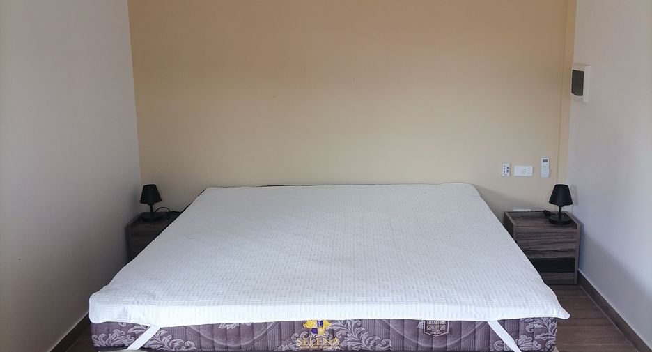 For sale 6 bed hotel in Si Chiang Mai, Nong Khai