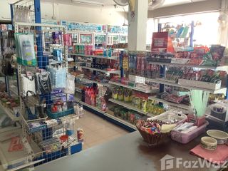 For sale 3 bed retail Space in Kantharawichai, Maha Sarakham
