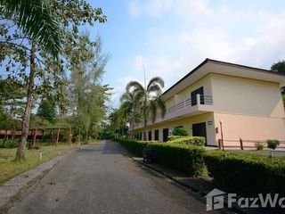 For sale 52 bed hotel in Mueang Trat, Trat