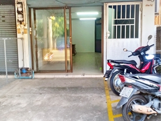 For sale 3 bed retail Space in Mueang Lampang, Lampang