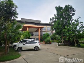 For sale 48 bed hotel in Mueang Surin, Surin