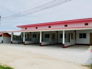 For sale 7 bed hotel in Cha Am, Phetchaburi