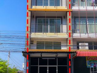 For sale 4 bed retail Space in Mueang Phetchaburi, Phetchaburi