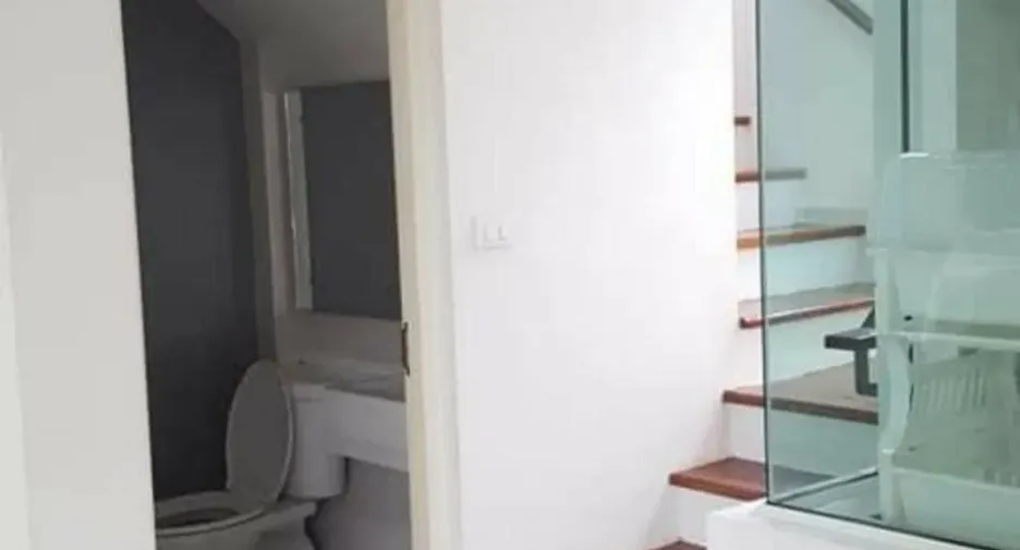 For rent 3 bed house in Mueang Nakhon Ratchasima, Nakhon Ratchasima