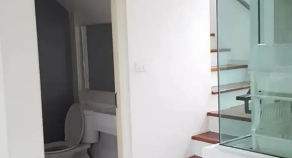 For rent 3 bed house in Mueang Nakhon Ratchasima, Nakhon Ratchasima