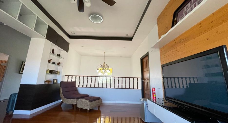 For rent 4 bed house in Mueang Nakhon Ratchasima, Nakhon Ratchasima