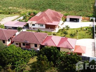 For sale 10 bed hotel in Mueang Rayong, Rayong