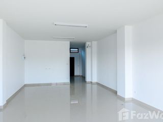 For sale 4 bed retail Space in Mueang Songkhla, Songkhla