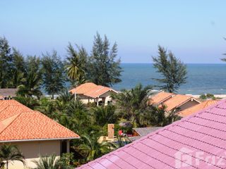 For sale 20 bed hotel in Sathing Phra, Songkhla