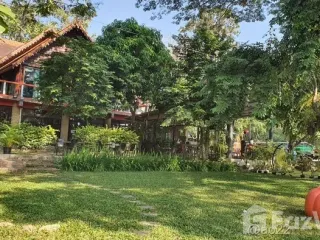 For sale 10 Beds hotel in Mae Tha, Lamphun
