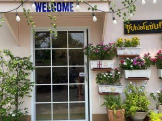 For sale 41 bed hotel in Mueang Surin, Surin