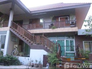 For sale 41 bed hotel in Mueang Surin, Surin