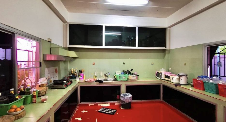 For sale 7 bed house in Mueang Chaiyaphum, Chaiyaphum