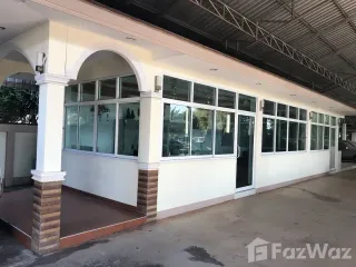 For rent 1 bed retail Space in Sawang Daen Din, Sakon Nakhon