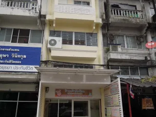 For rent 2 bed retail Space in Pak Kret, Nonthaburi
