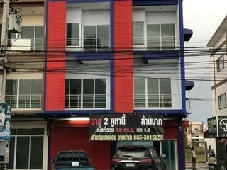 For sale 4 bed retail Space in Nong Khae, Saraburi