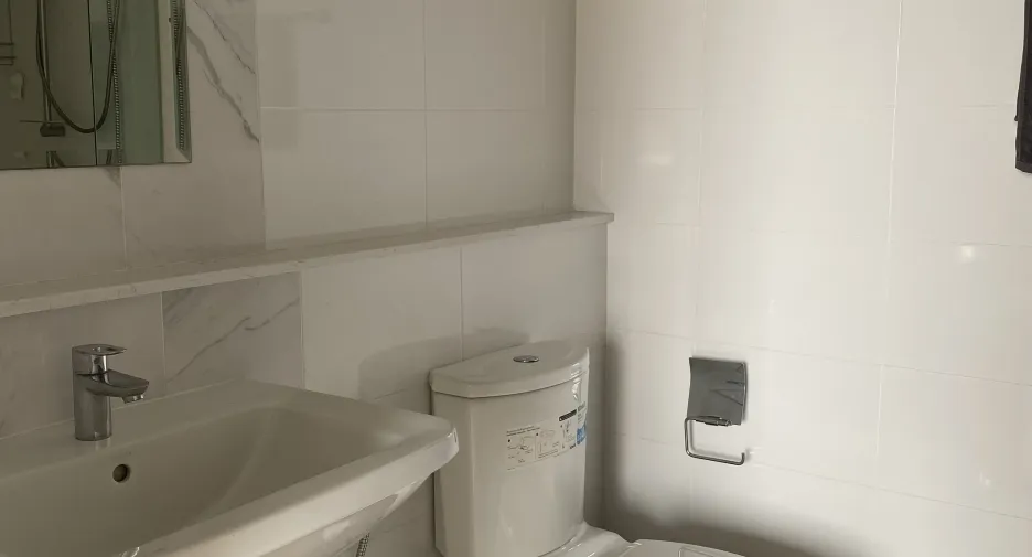 For rent 2 bed condo in Watthana, Bangkok