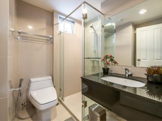 For rent 3 bed condo in Huai Khwang, Bangkok