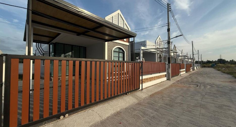 For sale 2 bed house in Sattahip, Chonburi