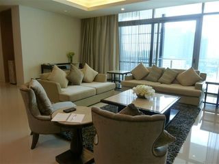 For rent 3 bed apartment in Watthana, Bangkok