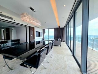 For rent 3 bed condo in Yan Nawa, Bangkok