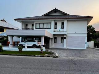 For rent 3 bed house in Cha Am, Phetchaburi