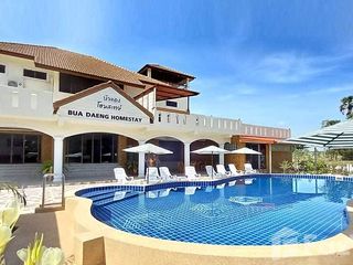 For sale 9 bed house in Kumphawapi, Udon Thani