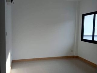For rent 2 bed retail Space in Bang Pakong, Chachoengsao