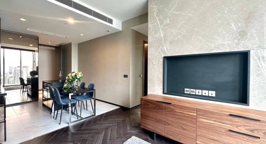 For rent 2 bed condo in Khlong Toei, Bangkok