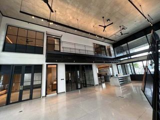 For rent 3 Beds condo in Yan Nawa, Bangkok