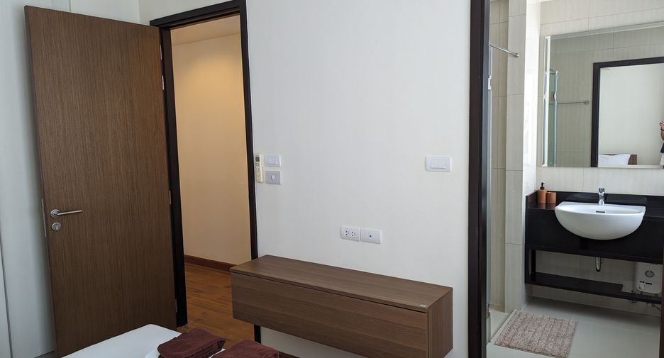 For sale 3 bed townhouse in Thalang, Phuket