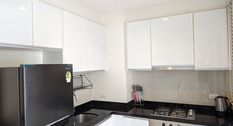 For sale 3 bed townhouse in Thalang, Phuket